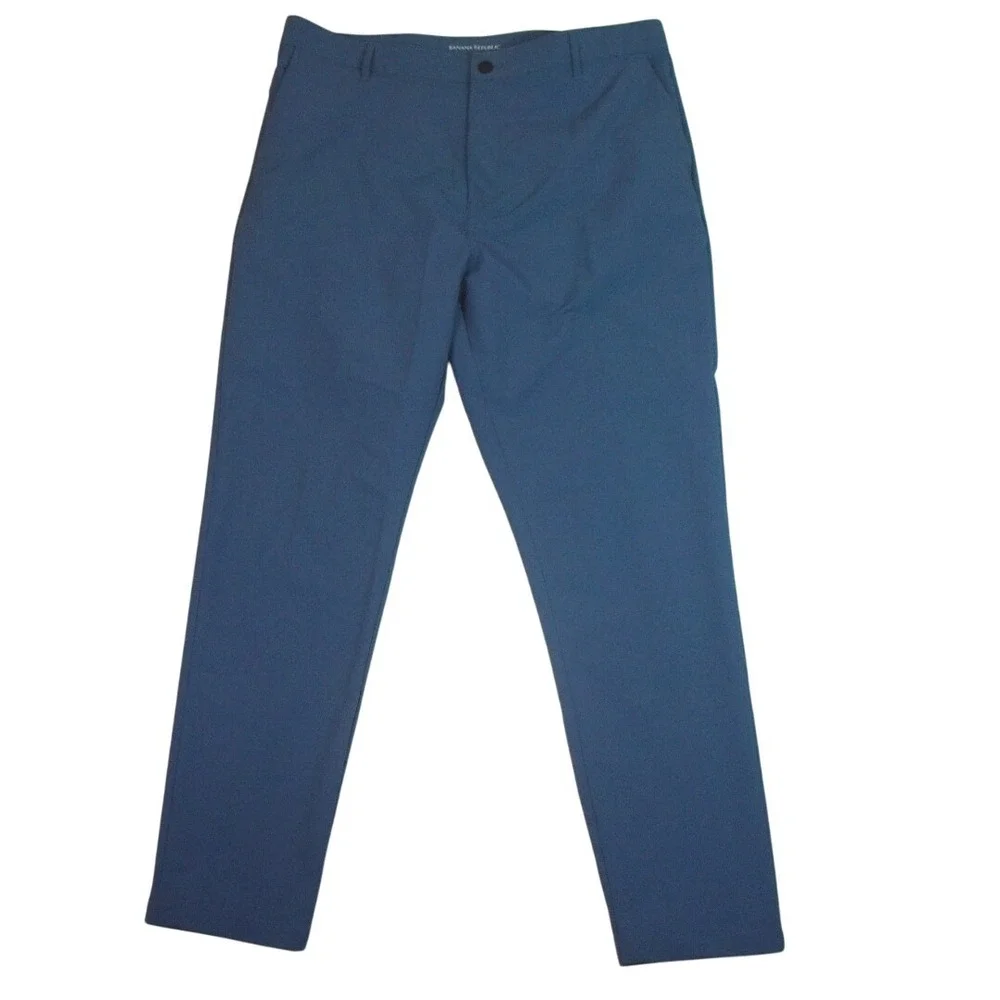 Banana Republic Men's Traveler Commute‎ Chino Pants Straight Leg Blue Size 40X32